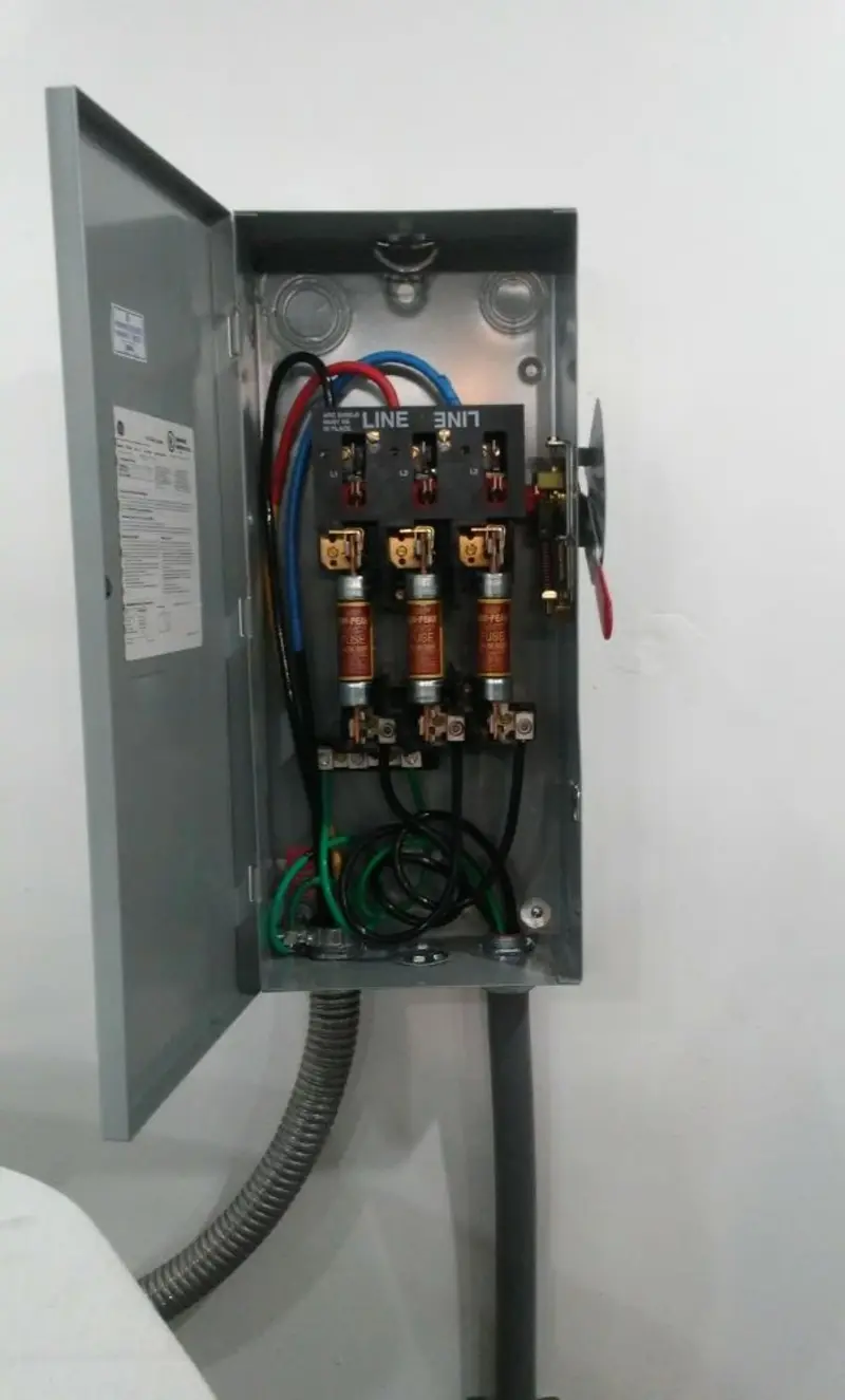 Three-phase disconnect switch installed for Electrical Wiring & Rewiring in Nixa